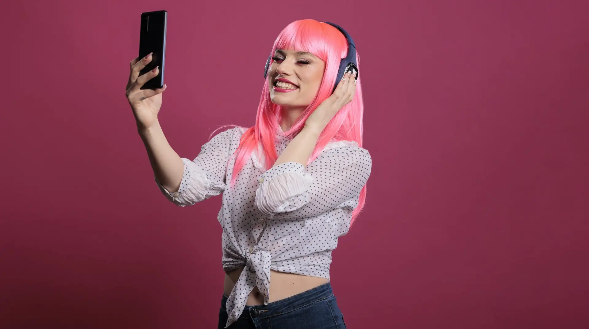 Vavoza Current TikTok Trends May 23, 2025