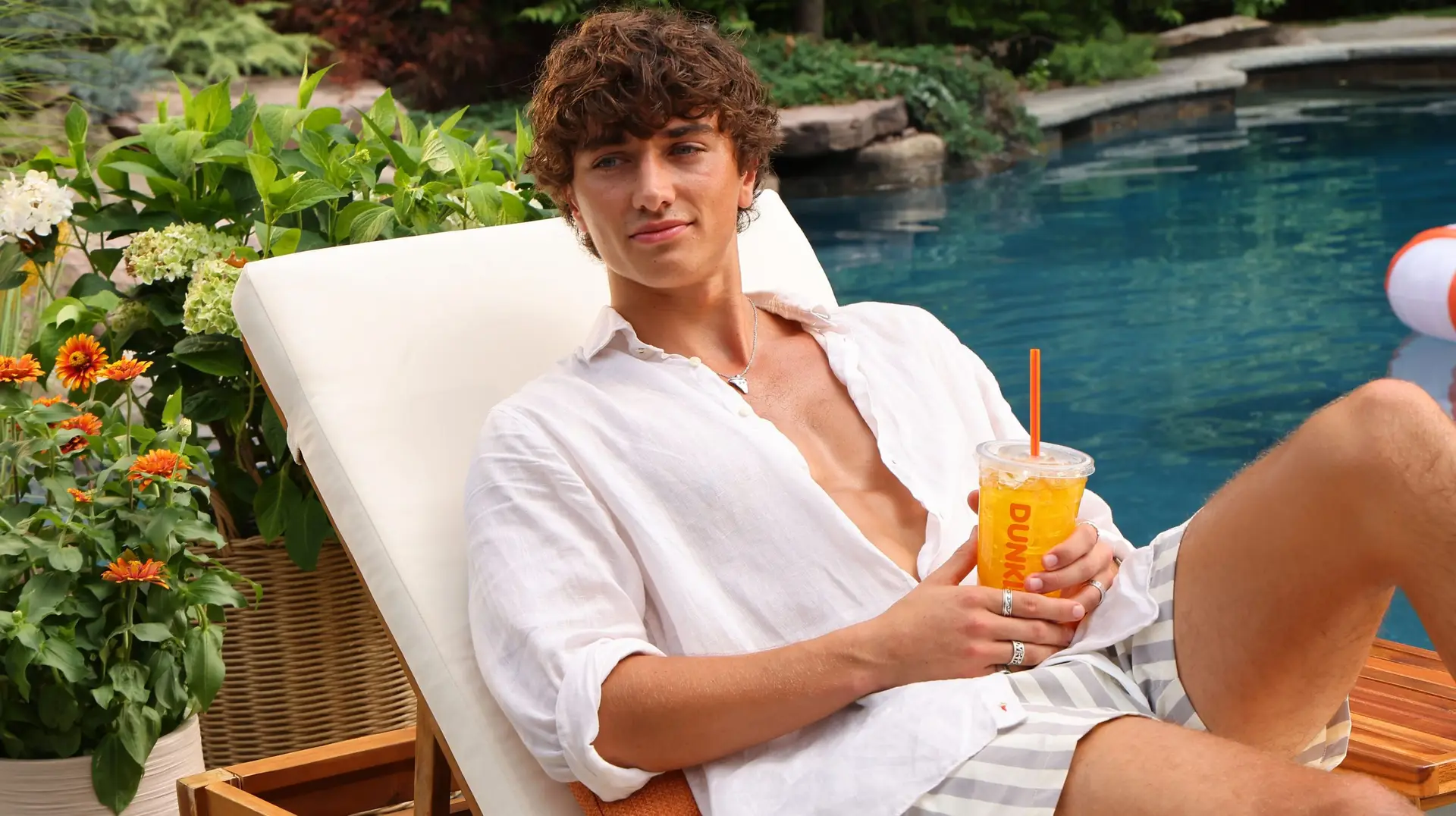 DUNKIN’ Crowns Gavin Casalegno “King of Summer”