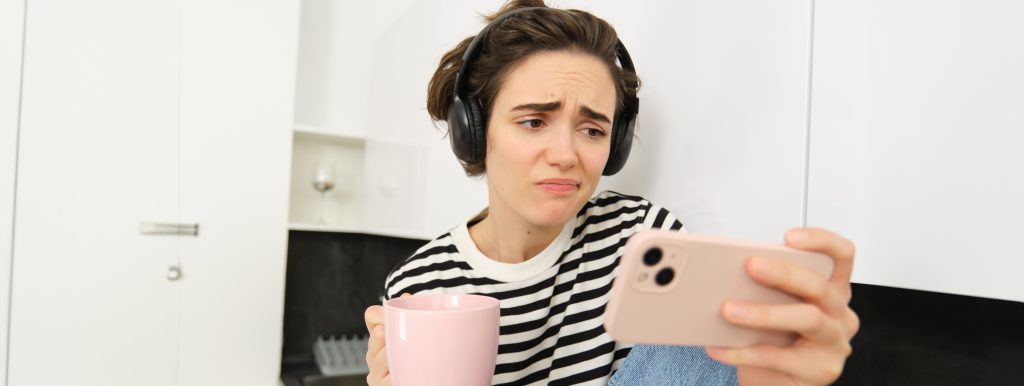 Vavoza Millennial Cringe