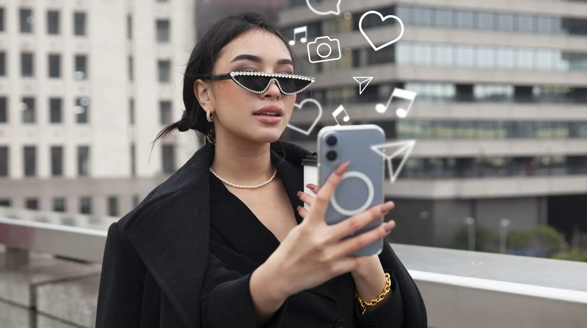 collage-people-using-reels