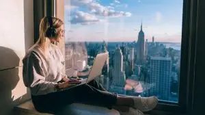 Millennial,Female,Freelancer,In,Electronic,Headphones,For,Noise,Cancellation,Listening