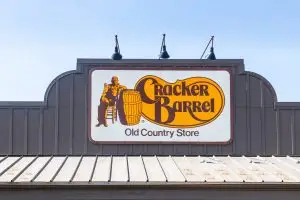 Germantown,,Wi,-,7,April,2021:,A,Cracker,Barrel,Old