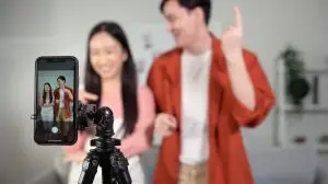 "asian,Young,Couple,Ers,Are,Making,Video,Dancing,Via,Smartphone