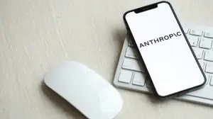 Kyiv,,Ukraine,-,March,17,,2024,Anthropic,Logo,On,Iphone