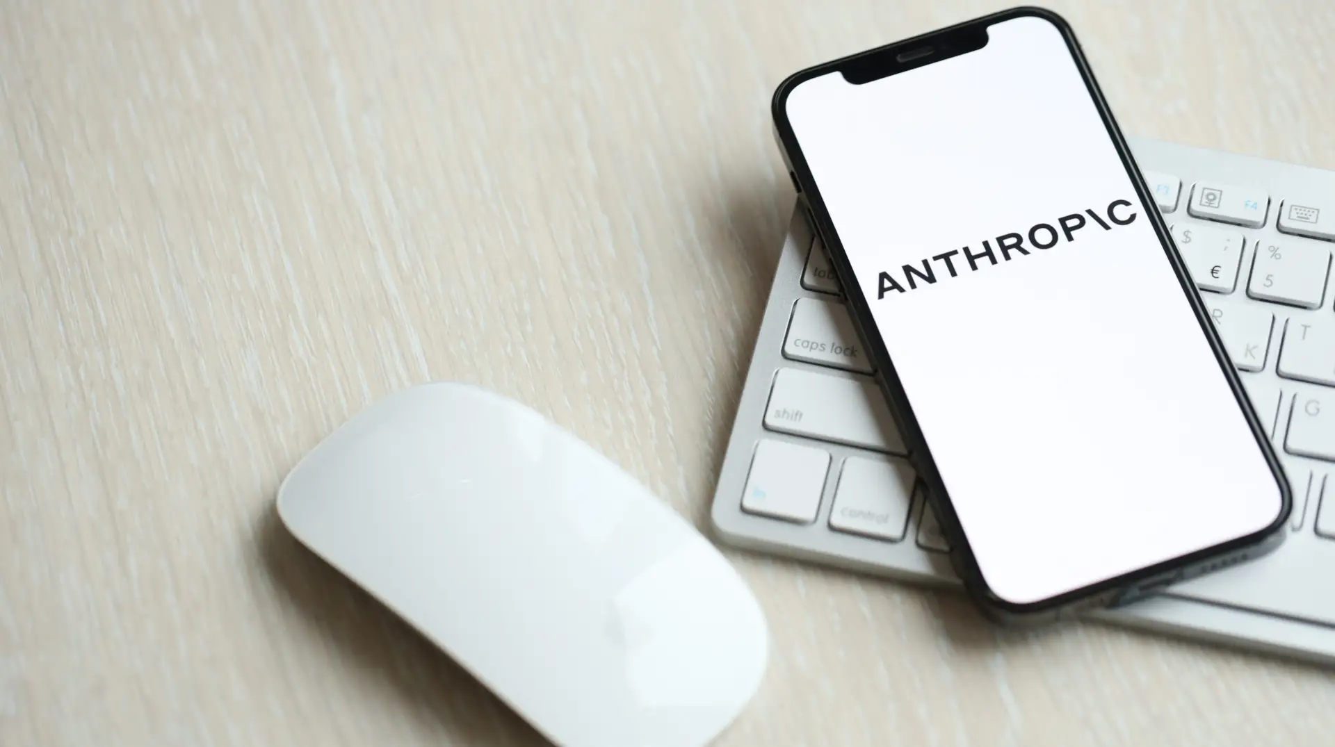 Kyiv,,Ukraine,-,March,17,,2024,Anthropic,Logo,On,Iphone