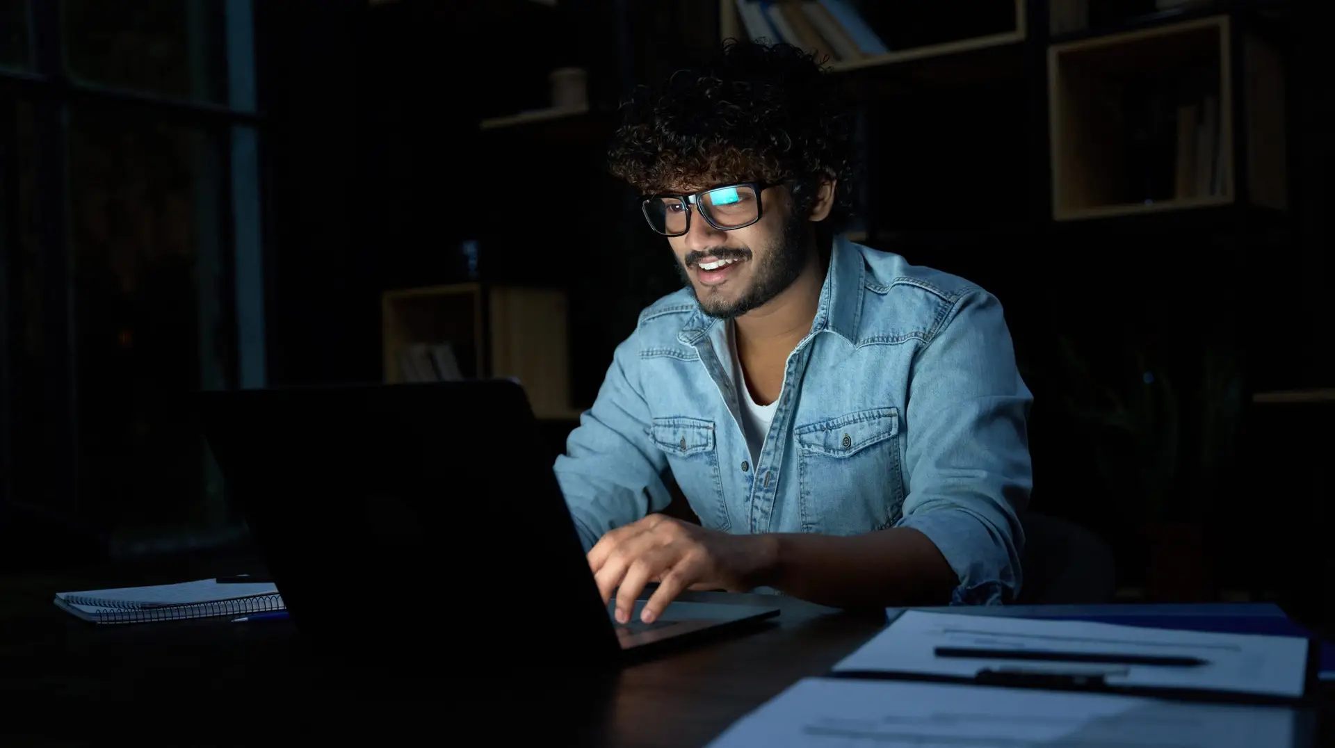 Smiling,Young,Curly,Indian,Latin,Ethnic,Business,Man,Or,Student