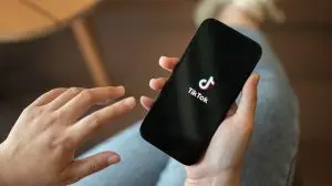 Thailand,,Chiang,Mai,-,Aug,23,2023:,A,Female,Using