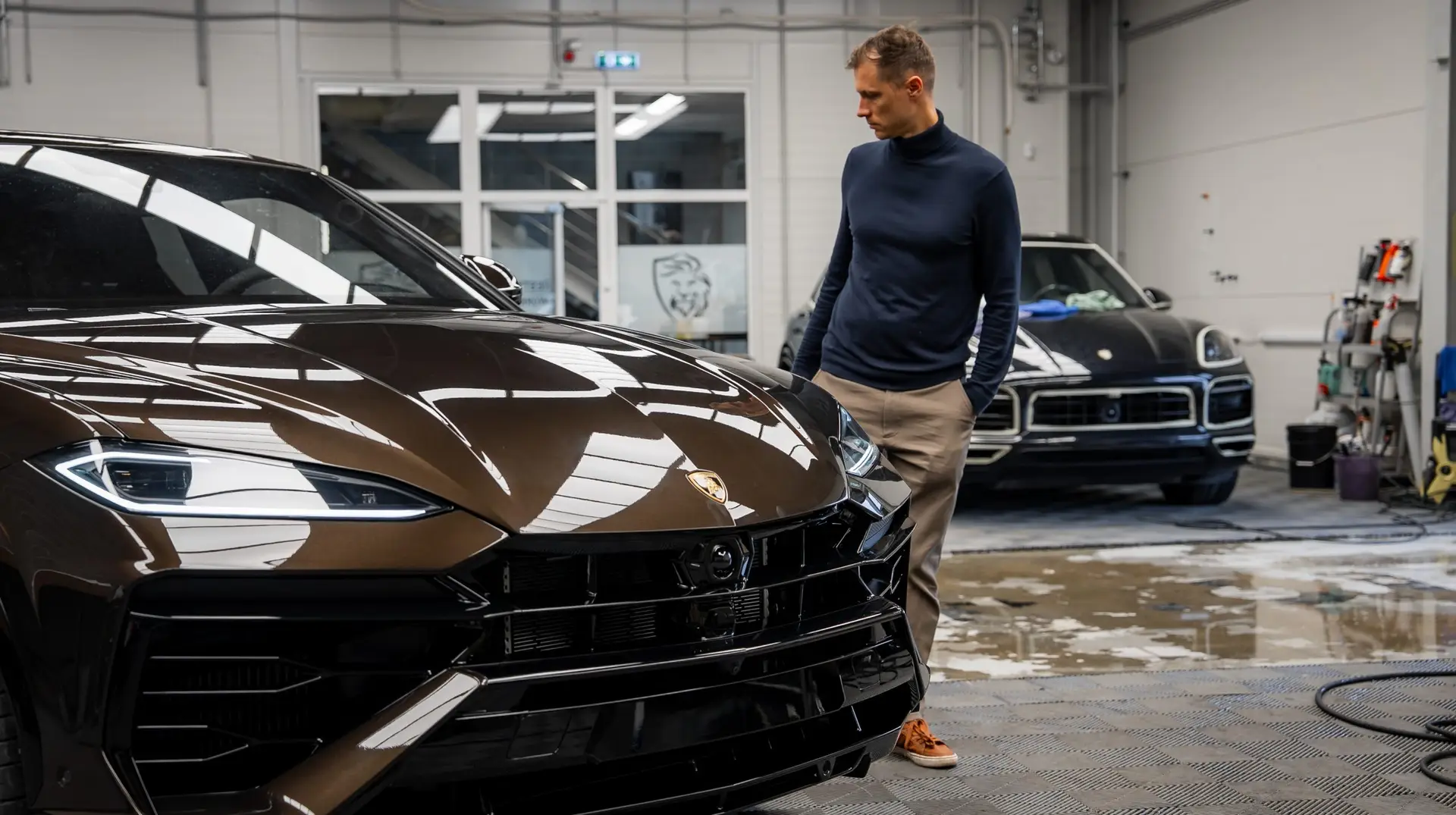 Riga,,Latvia.,April,15,,2025.,A,Dark,Brown,Lamborghini,Urus