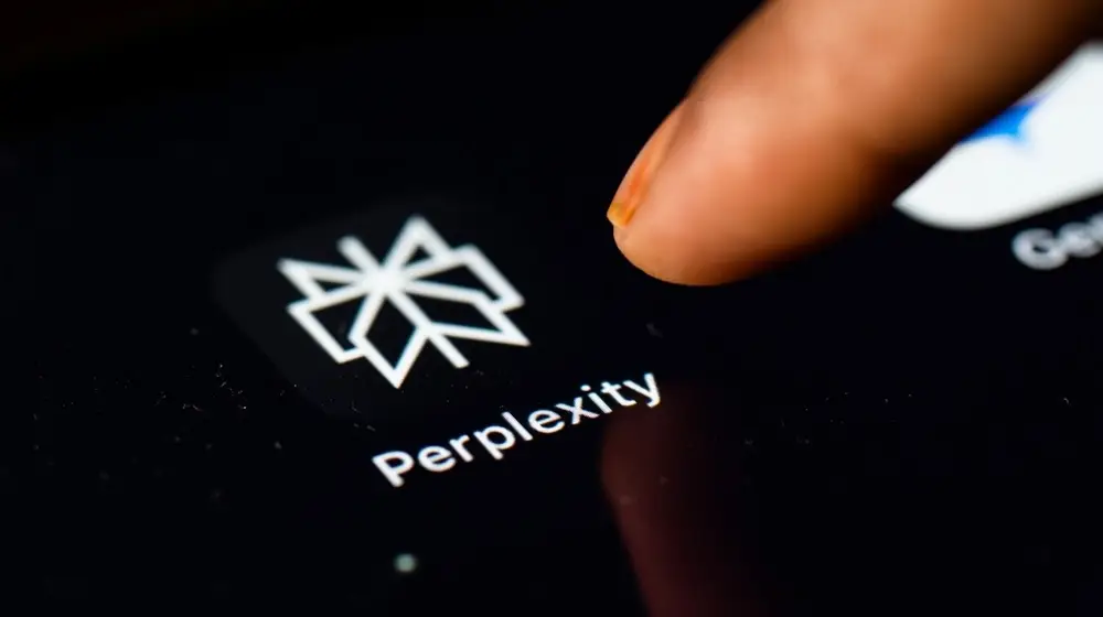 In,This,Photo,Illustration,A,Person,Browsing,Taps,Perplexity,App