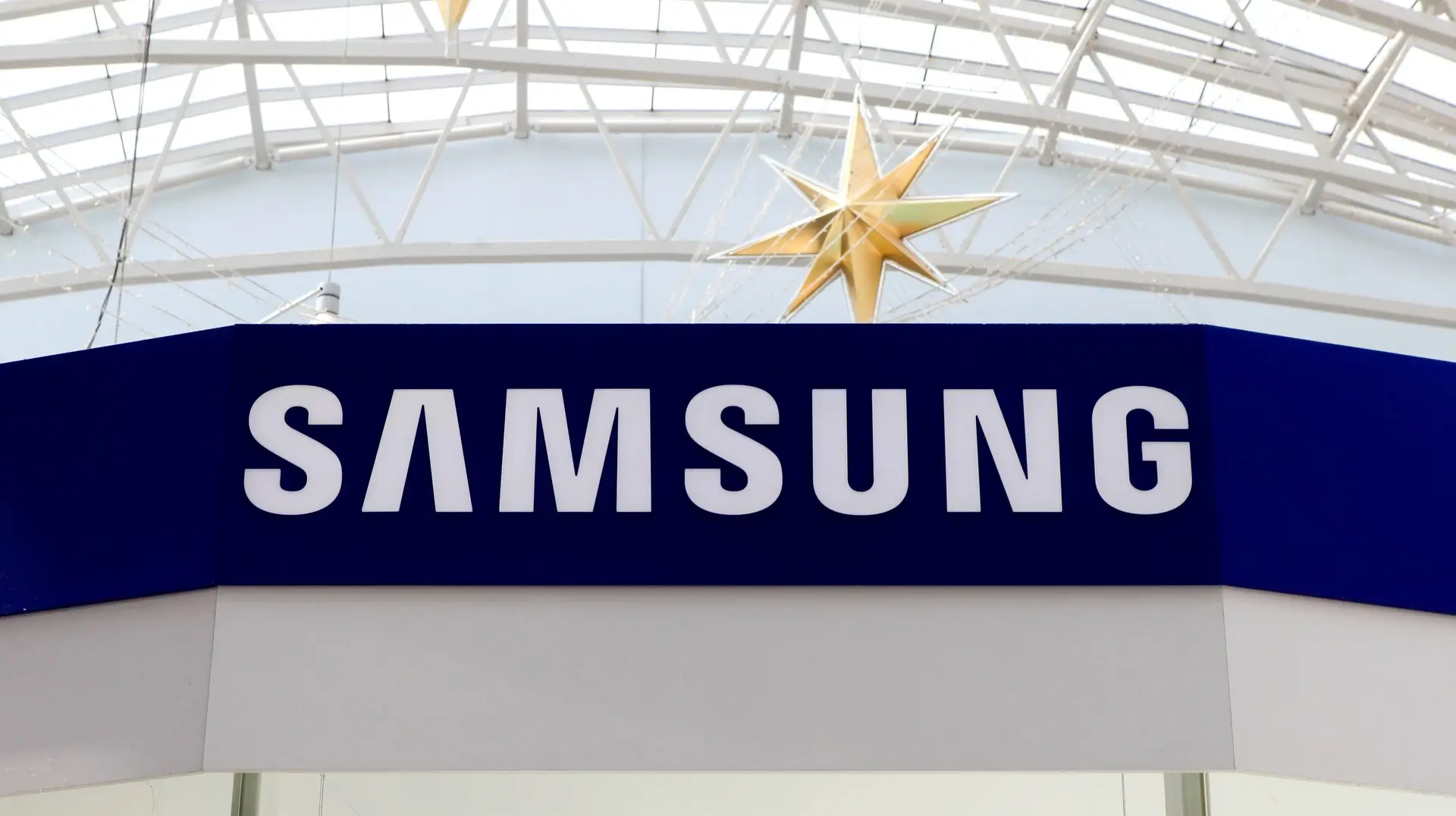 Bucharest,,Romania,,May,8,,2016:,Samsung,Logo.,Samsung,Is,A