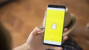 Izmir,,turkey,-,June,27,,2017:,Smartphone,Samsung,Galaxy,S8