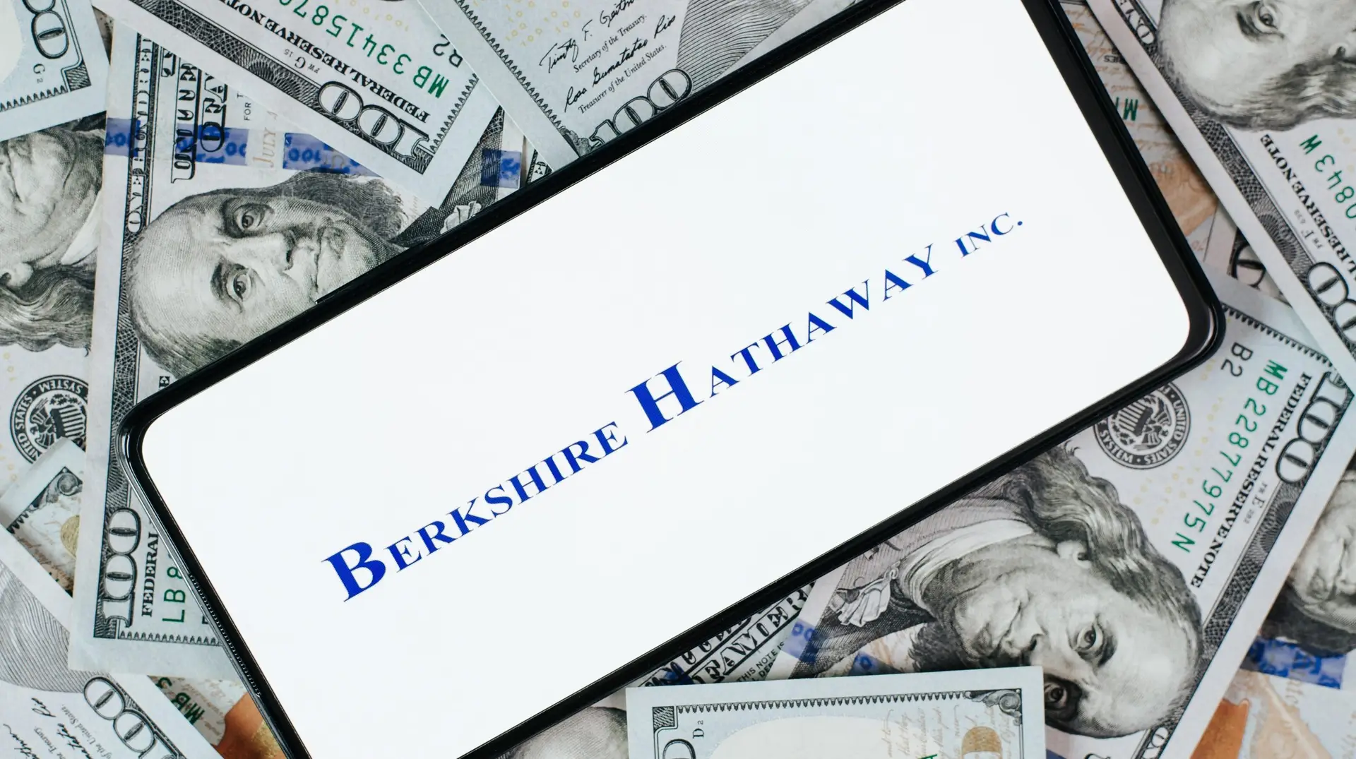 berkshire hathaway and alphabet