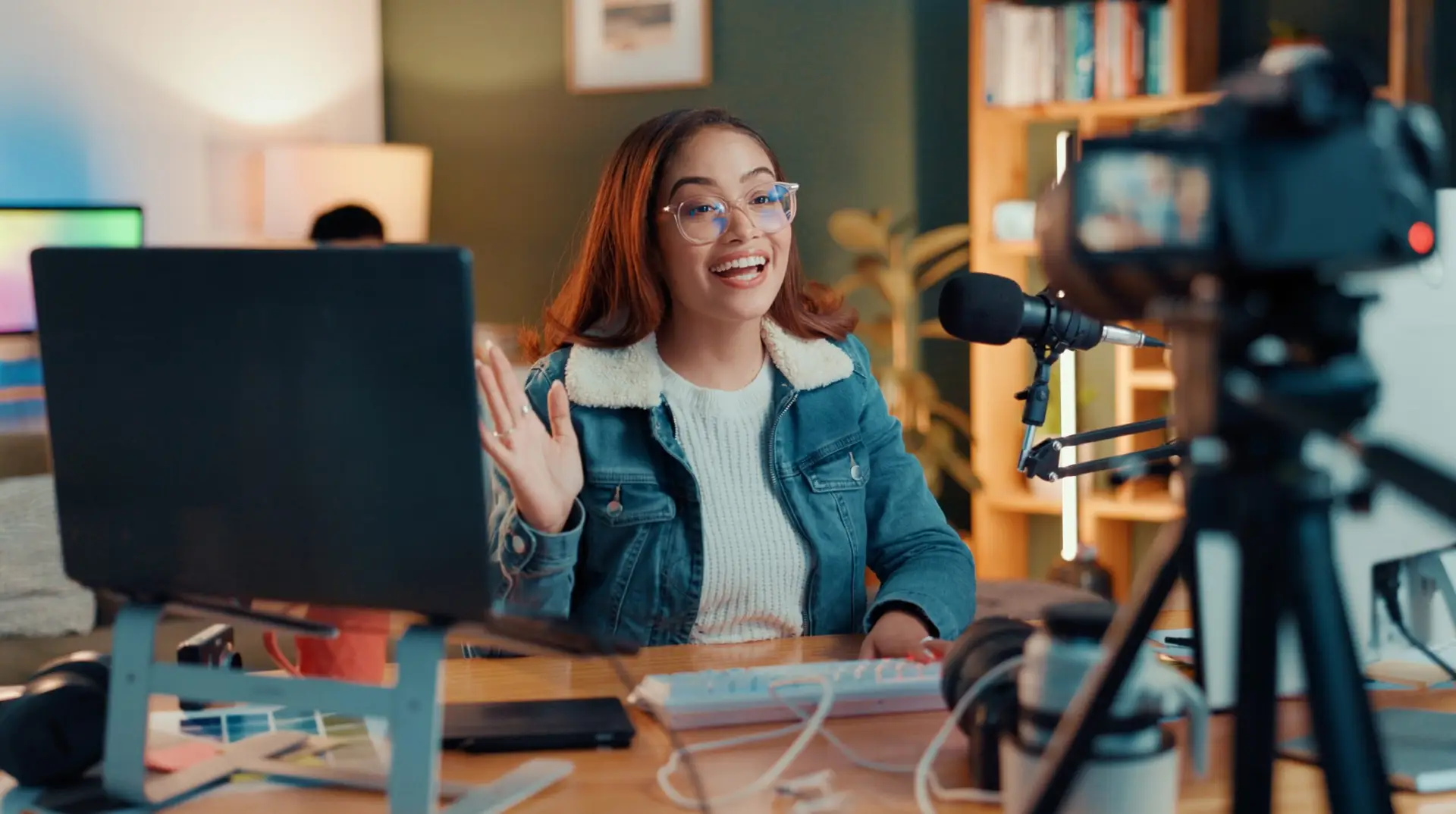 woman recording a piece of content for tiktok