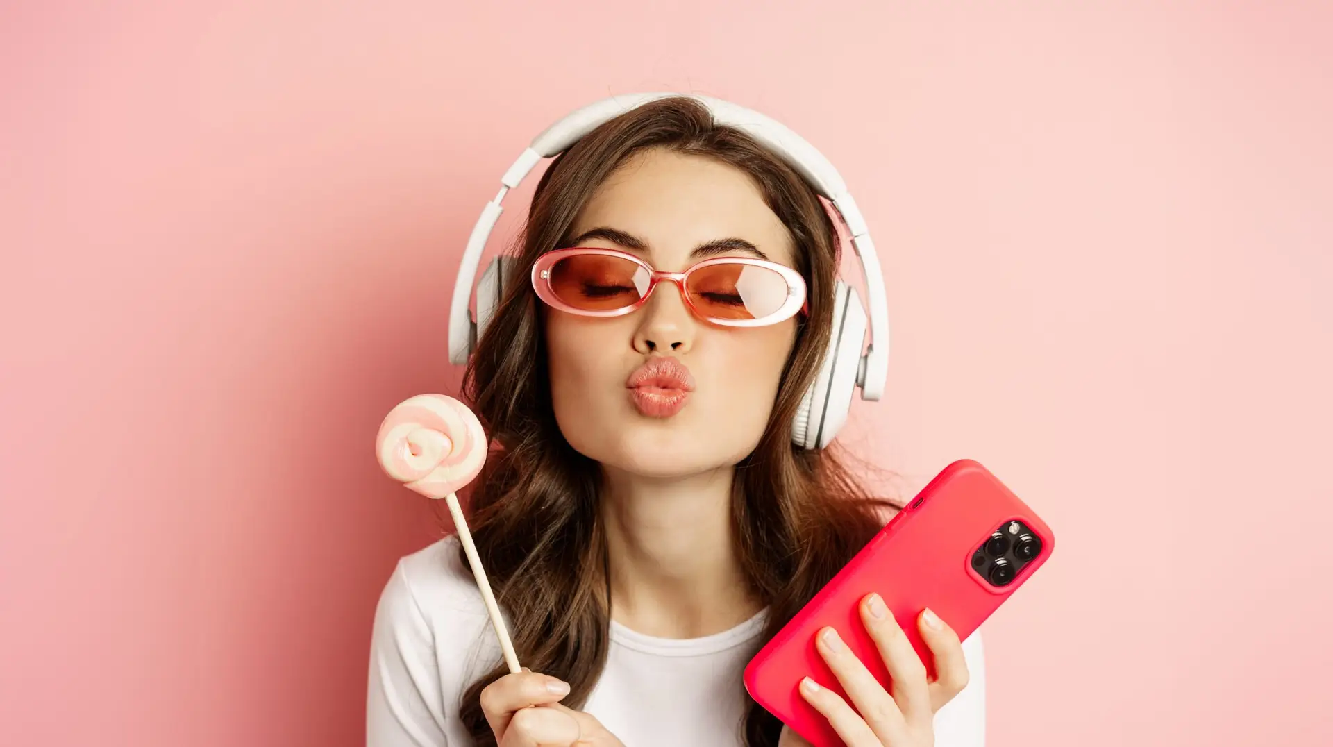 social media woman influencer posing for a picture