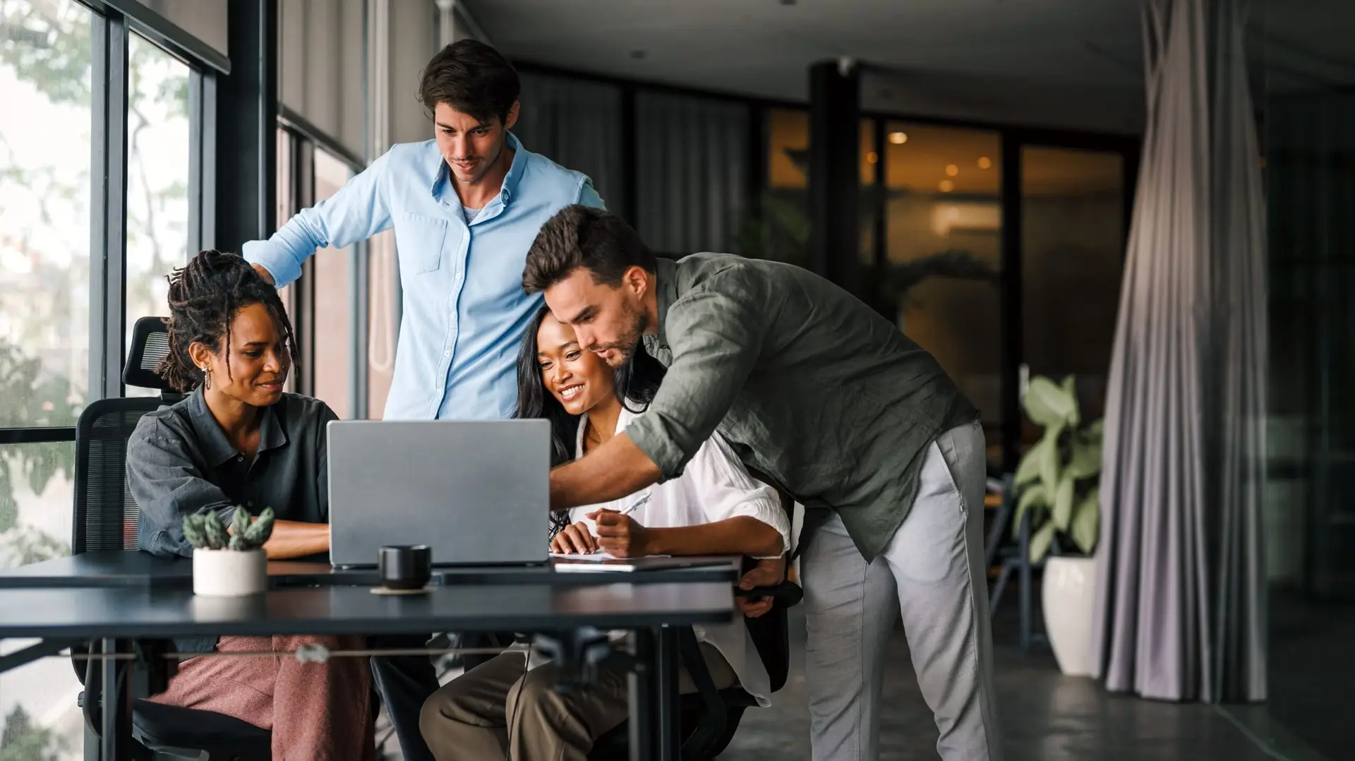 marketing team talking about trends